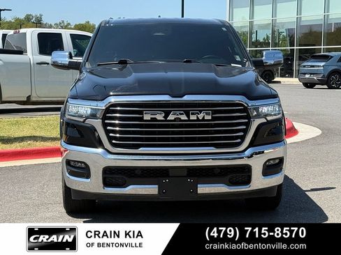 Used 2025 RAM 1500 Laramie AWD/4WD image 2