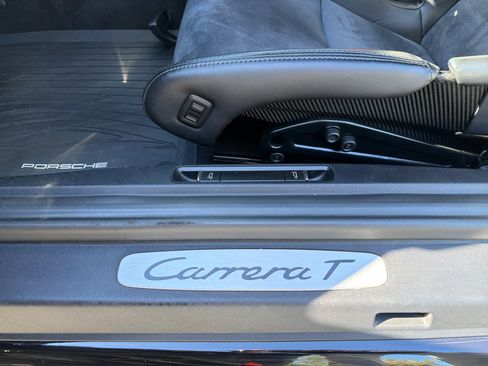 Used 2018 Porsche 911 Carrera T image 30