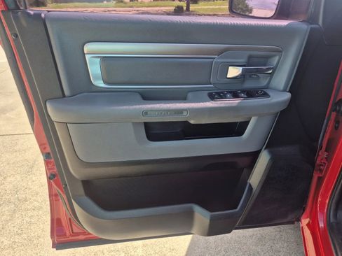 Used 2015 RAM 1500 Big Horn RWD image 11