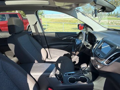 Used 2022 Chevrolet Equinox LT FWD image 31