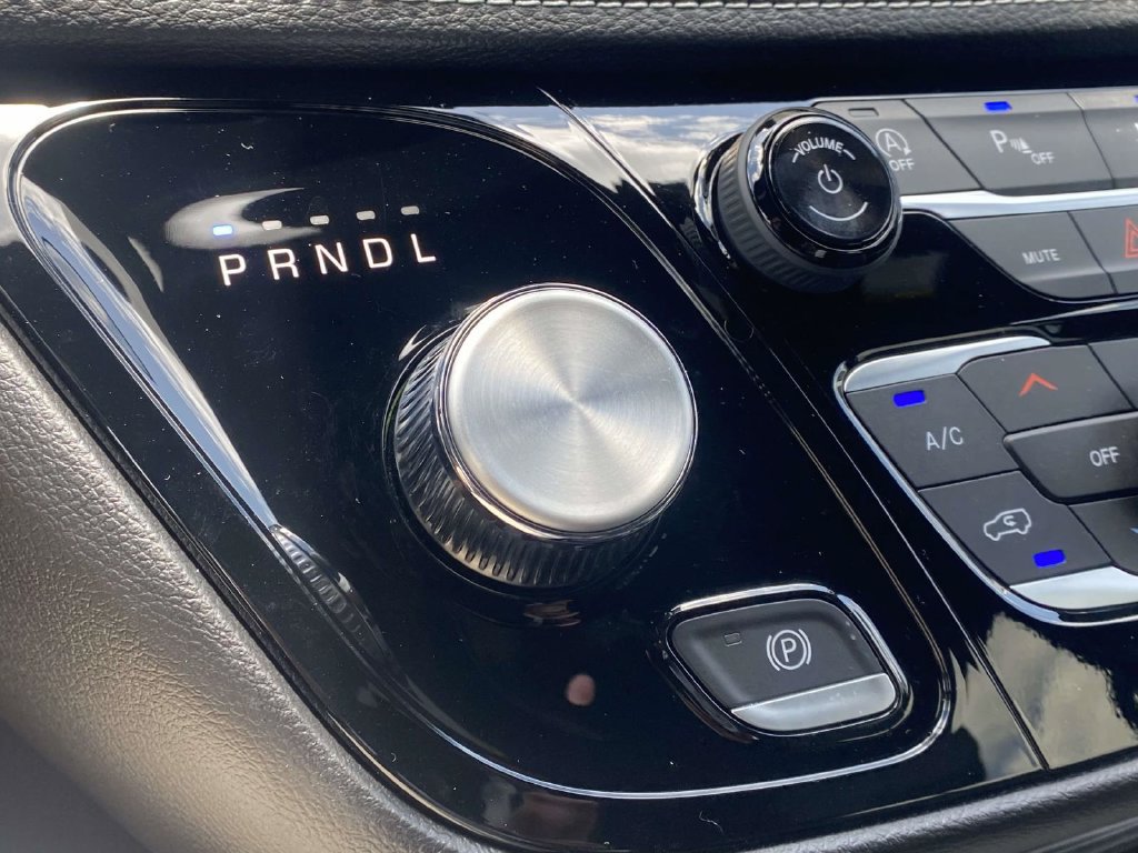New 2027 Chrysler Pacifica Select FWD image 24