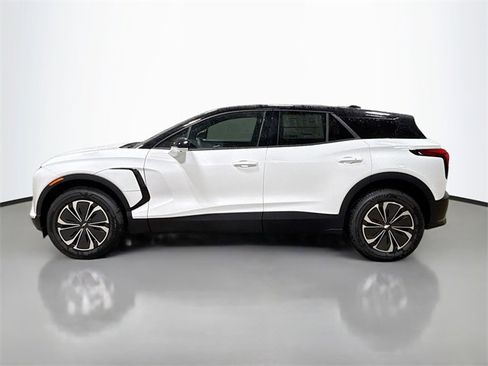 New 2026 Chevrolet Blazer EV LT image 11