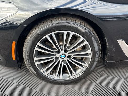 Used 2020 BMW 530i w/ Convenience Package image 35