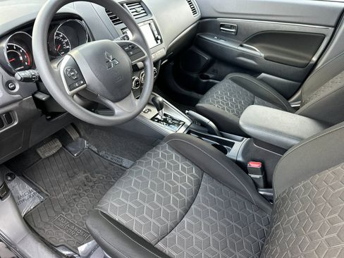 Used 2024 Mitsubishi Outlander Sport ES image 10