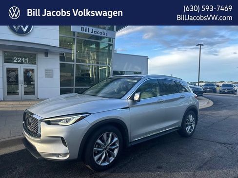 Used 2019 INFINITI QX50 Luxe w/ Navigation Package FWD image 1