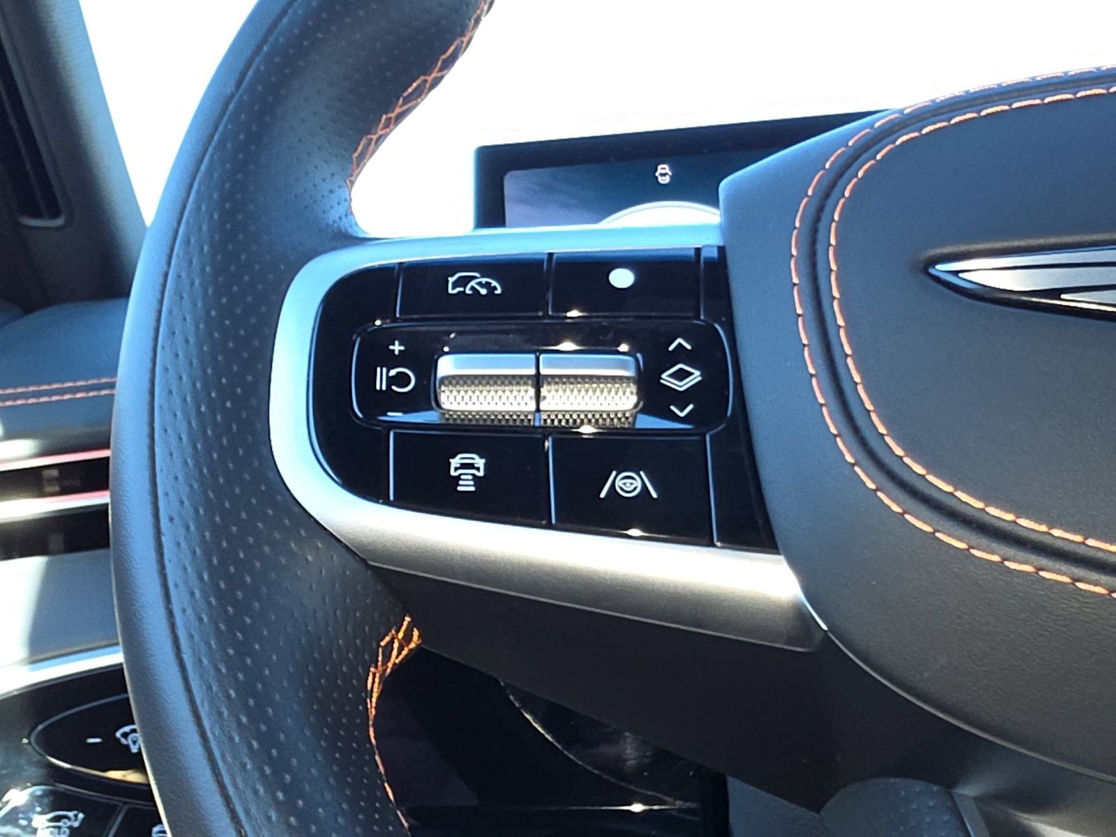 Certified 2026 Genesis GV70 2.5T Sport Prestige AWD/4WD image 29