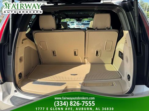 Used 2024 Cadillac Escalade Premium Luxury w/ Performance Package AWD/4WD image 29
