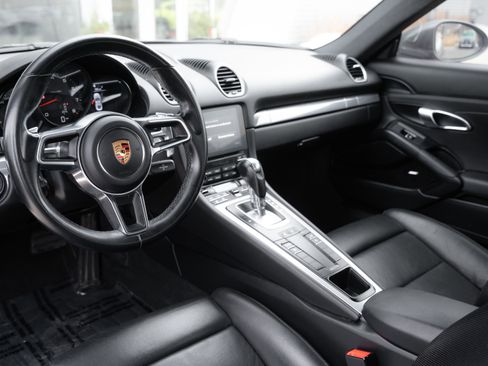 Used 2018 Porsche 718 Cayman image 8