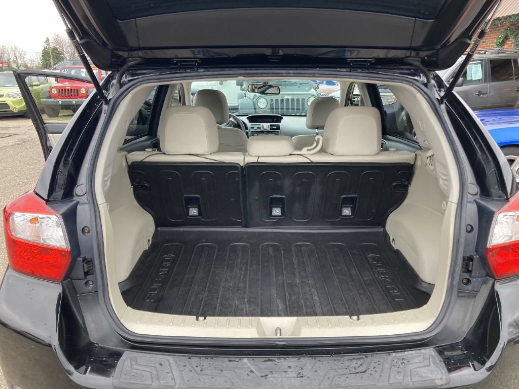 Used 2014 Subaru Crosstrek 2.0i Limited AWD/4WD image 5