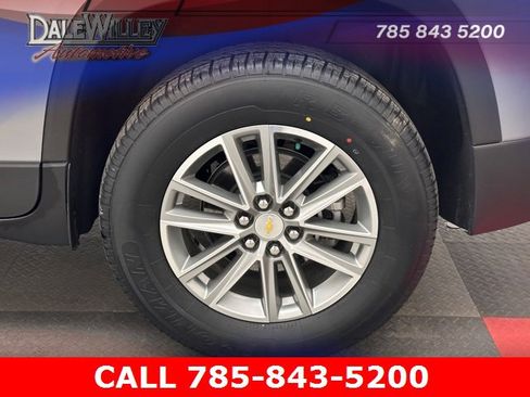 Certified 2023 Chevrolet Traverse LT image 24