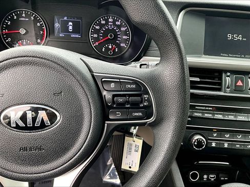 Used 2018 Kia Optima LX w/ 17" Alloy Wheels Package image 18