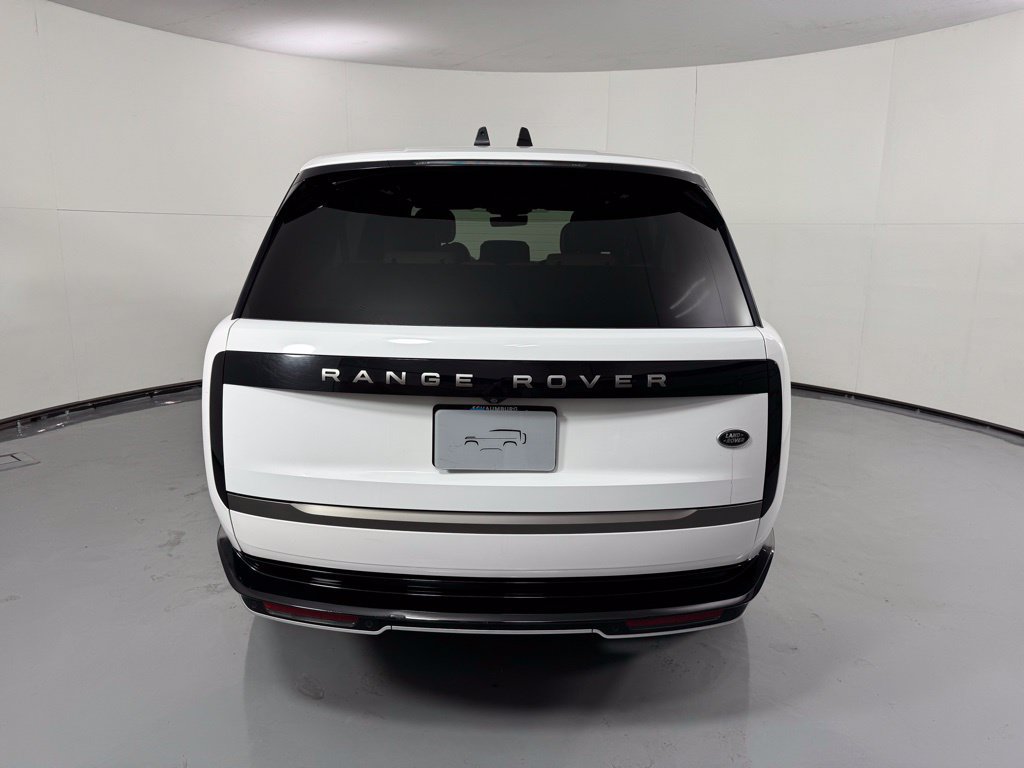Used 2023 Land Rover Range Rover Long Wheelbase SE AWD/4WD image 6