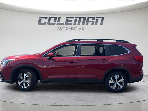 Used 2025 Subaru Ascent Premium AWD/4WD image 2