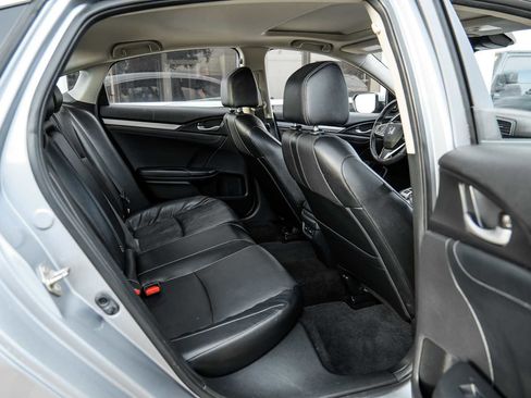 Used 2017 Honda Civic Touring image 34