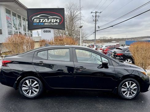 Used 2020 Nissan Versa SV image 1