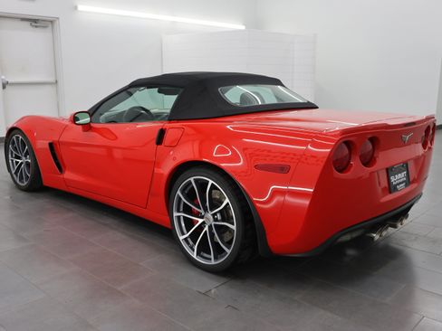 Used 2013 Chevrolet Corvette 427 w/ 1SB Preferred Equipment Group RWD image 6