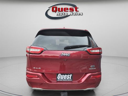 Used 2017 Jeep Cherokee Overland w/ Technology Group image 5