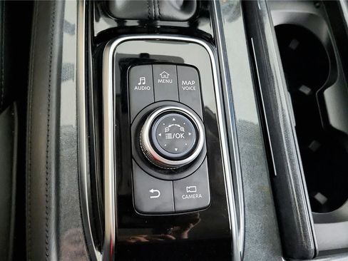 Certified 2024 Nissan Armada SV w/ Cargo Package AWD/4WD image 26