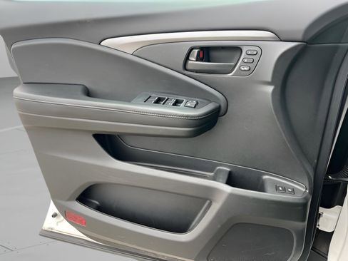 Used 2023 Honda Passport EX-L image 22