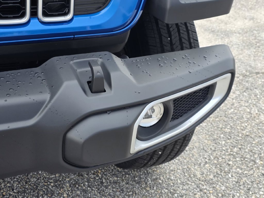 New 2026 Jeep Wrangler Unlimited Sahara AWD/4WD image 33