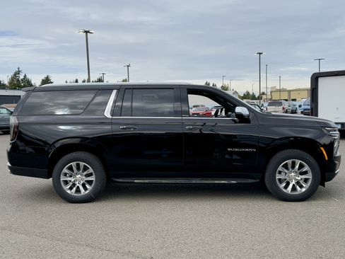 New 2026 Chevrolet Suburban Premier w/ Sun And Tow Package image 6
