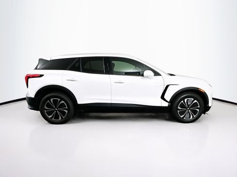 Used 2024 Chevrolet Blazer EV LT AWD/4WD image 10