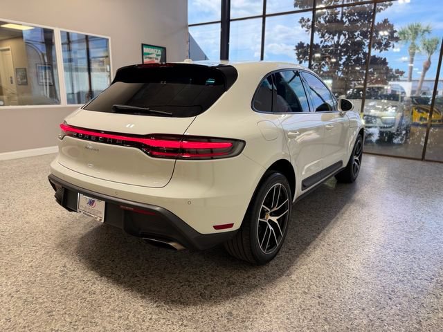 Used 2022 Porsche Macan AWD/4WD image 7