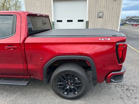 Used 2023 GMC Sierra 1500 Elevation image 17