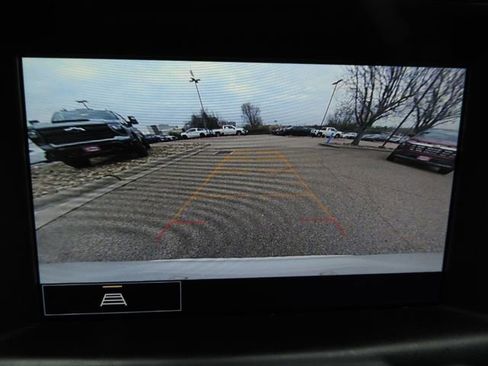 Used 2022 GMC Terrain SLT w/ Elevation Edition image 34