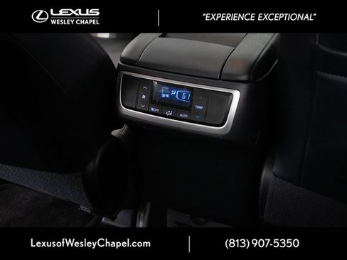 Used 2015 Toyota Highlander Limited FWD image 33