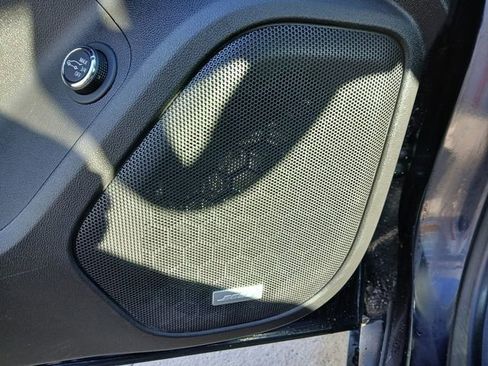 Used 2022 GMC Acadia AT4 image 27