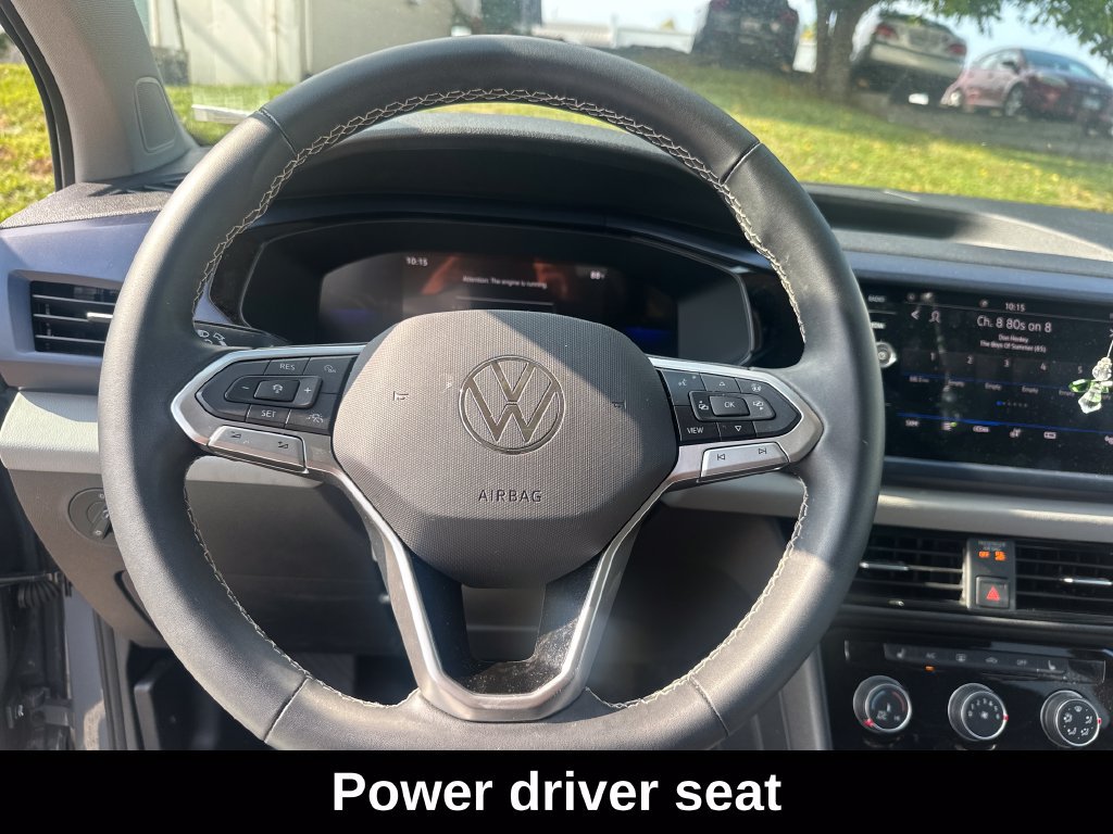 Used 2023 Volkswagen Taos SE w/ Panoramic Sunroof Package FWD image 10