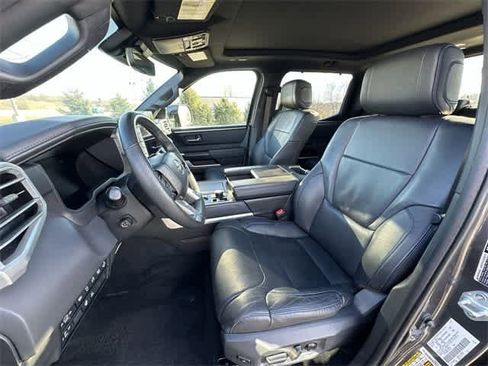 Used 2023 Toyota Tundra Platinum w/ Advanced Package image 17