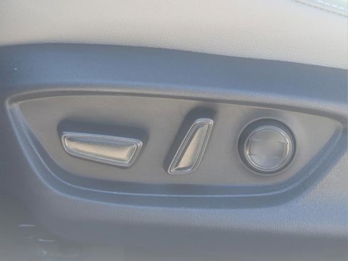 New 2026 Toyota Camry SE image 19