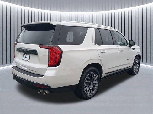 Used 2023 GMC Yukon Denali Ultimate image 5