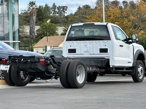New 2025 Ford F450 XL image 3