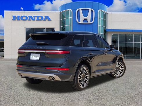 Used 2022 Lincoln Corsair Reserve w/ Equipment Group 201A AWD/4WD image 3