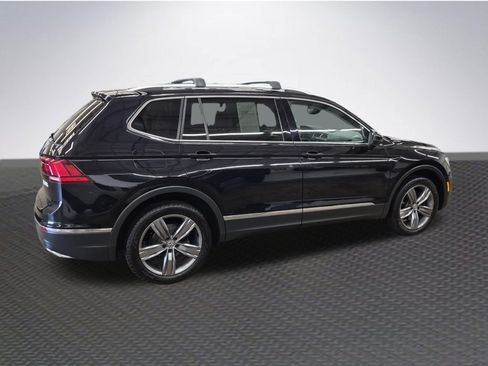 Used 2020 Volkswagen Tiguan SEL FWD image 4