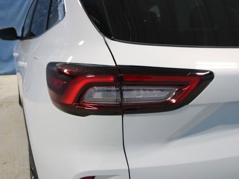 Used 2025 Ford Escape SE w/ PHEV Premium Package image 39