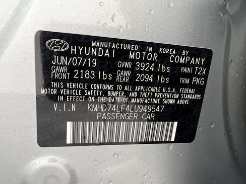 Used 2020 Hyundai Elantra SE FWD image 32
