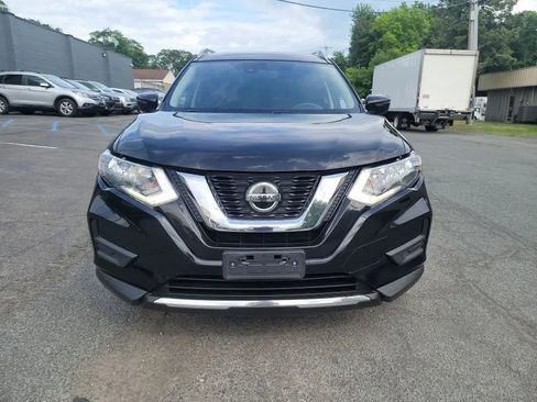 Used 2019 Nissan Rogue SV AWD/4WD image 2