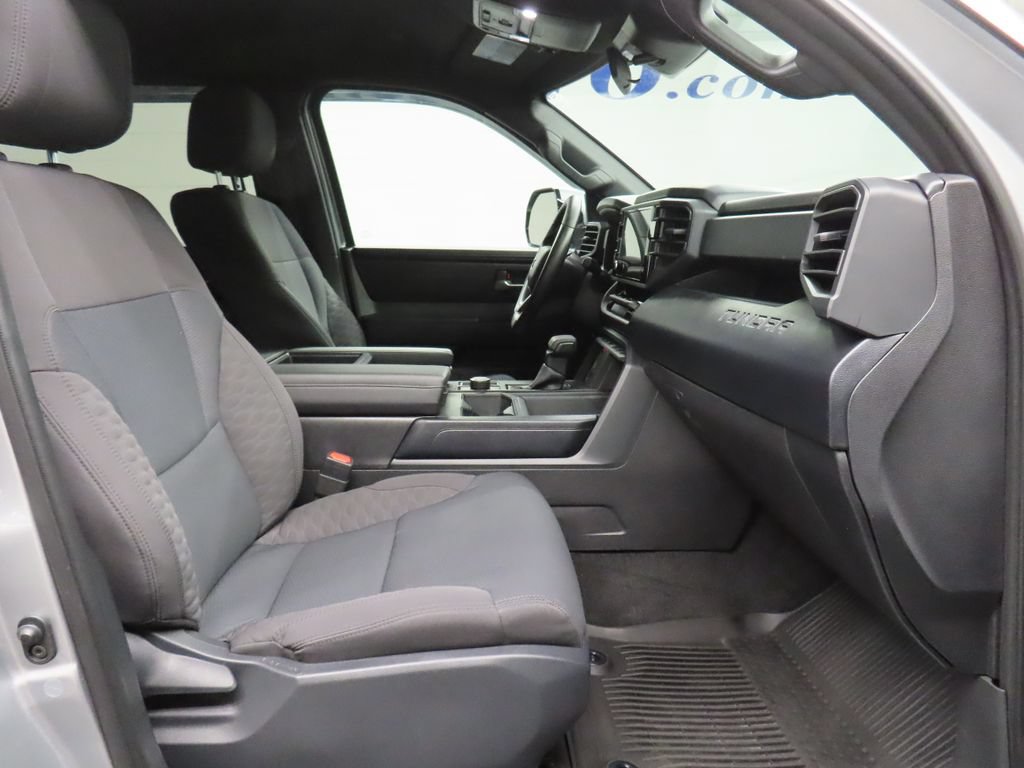Used 2025 Toyota Tundra SR5 w/ SR5 Convenience Package AWD/4WD image 27