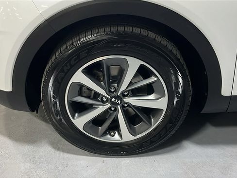 Used 2019 Kia Sorento EX w/ EX Touring Package AWD/4WD image 8