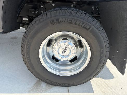 Used 2025 Ford F350 XLT AWD/4WD image 37
