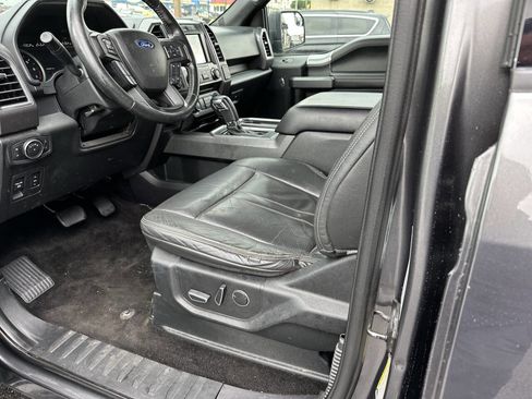Used 2017 Ford F150 XLT w/ Equipment Group 302A Luxury AWD/4WD image 25