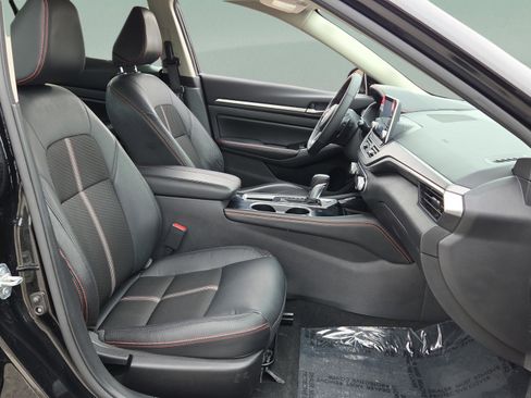 Used 2024 Nissan Altima 2.5 SR image 20