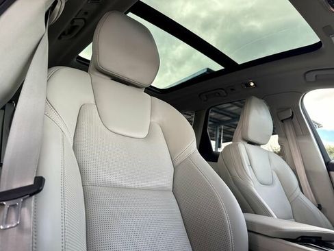 Used 2021 Volvo XC60 T5 Inscription w/ Advanced Package image 21