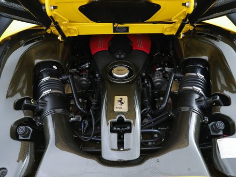 Certified 2018 Ferrari 488 Spider image 34