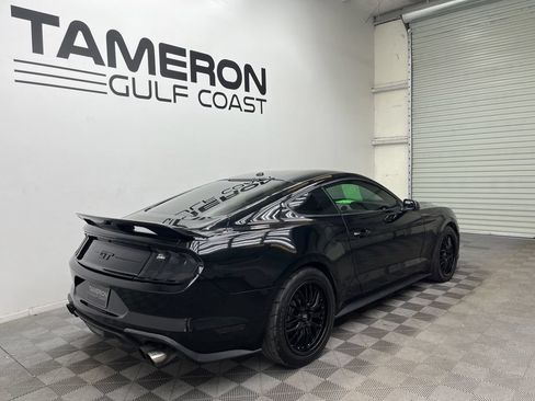 Used 2019 Ford Mustang GT RWD image 7