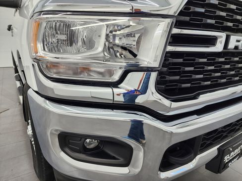 Used 2022 RAM 2500 Big Horn w/ Cold Weather Group image 22